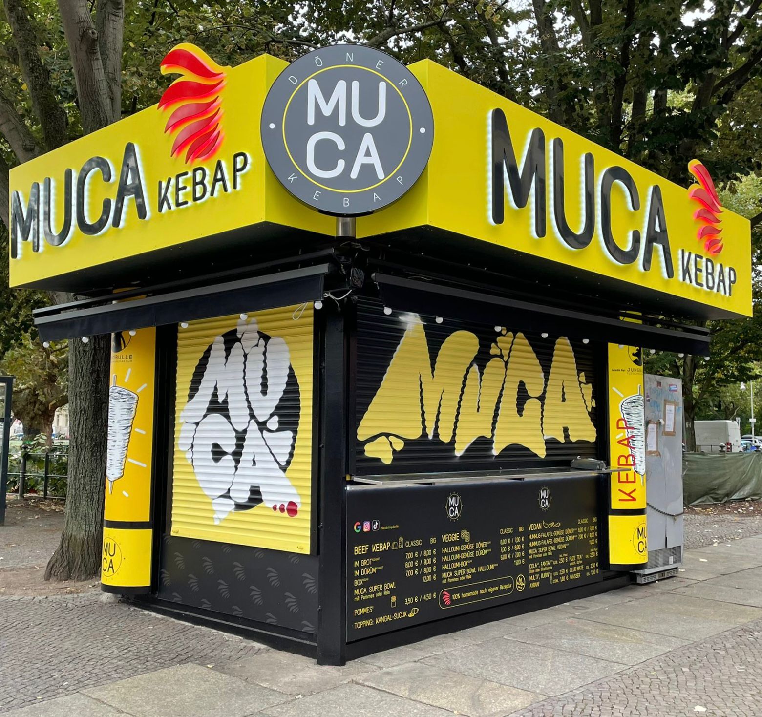 Muca Kebap - Außenwerbung