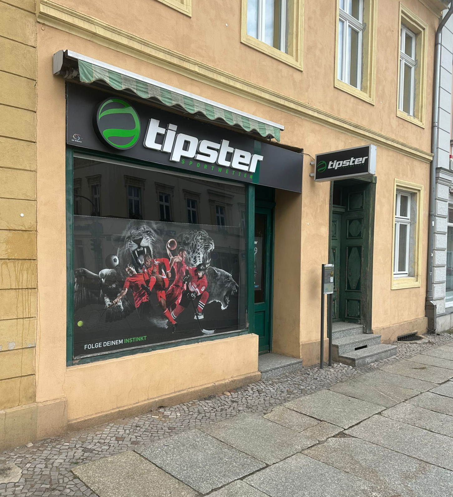 Tipster - Außenwerbung